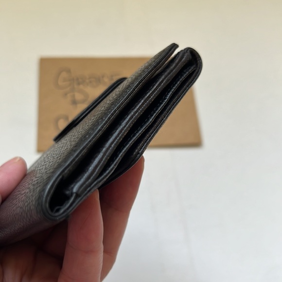 Chanel Compact Wallet - Picture 3 of 8